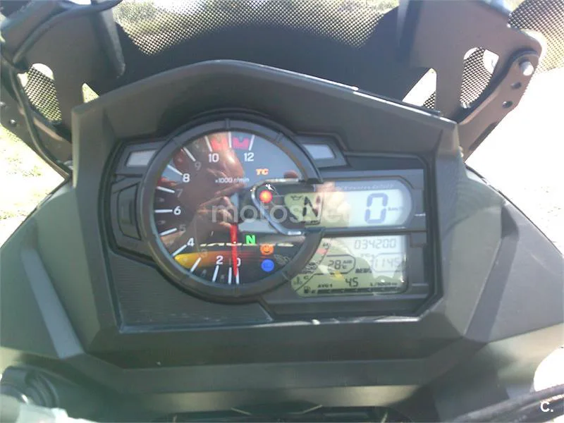 Suzuki V-Strom 650 XT – Vista 6