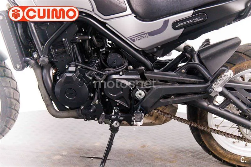 Benelli Leoncino 500 – Vista 19