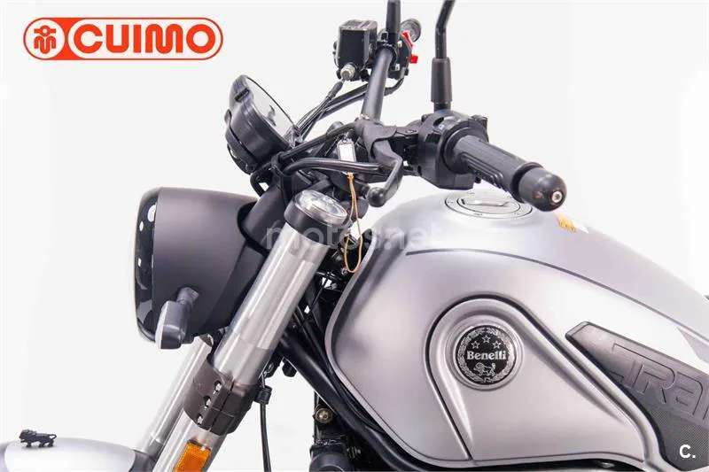 Benelli Leoncino 500 – Vista 20