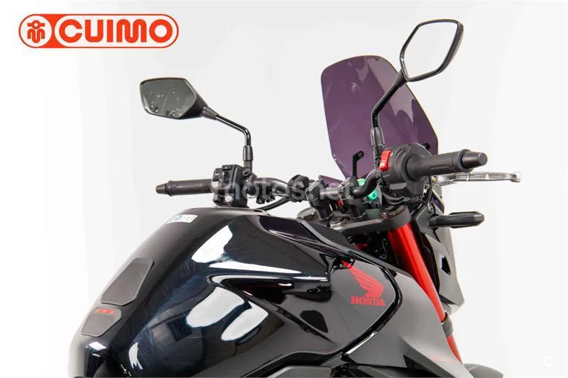 Honda CB 750 Hornet – Vista 15