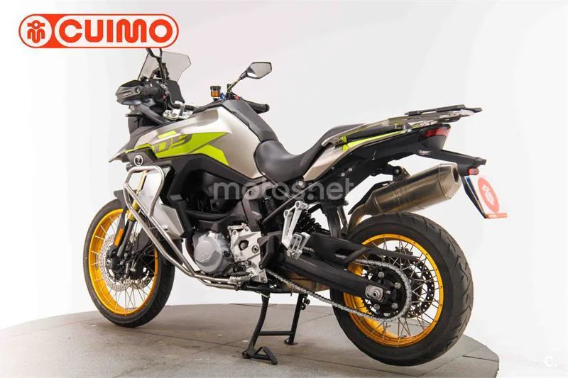 Voge 900 DSX – Vista 6