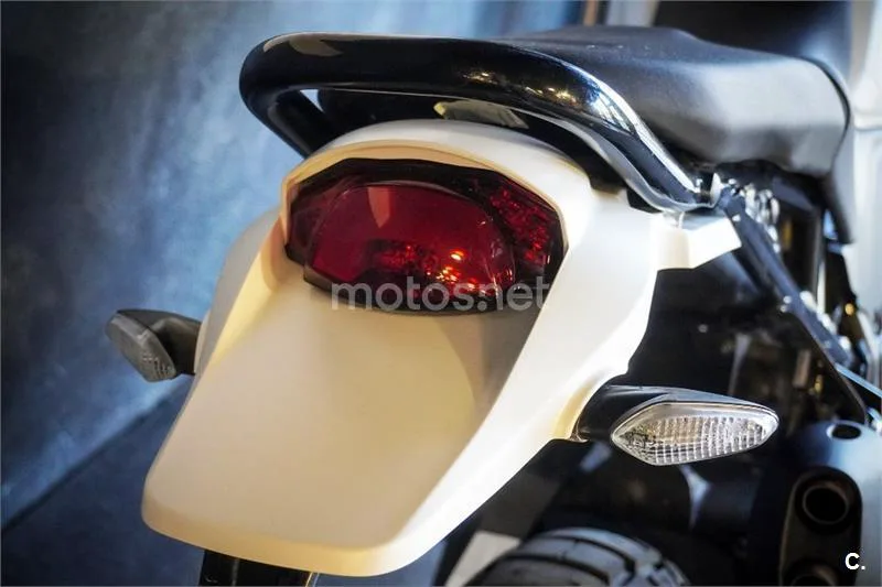 Ducati DesertX – Vista 8