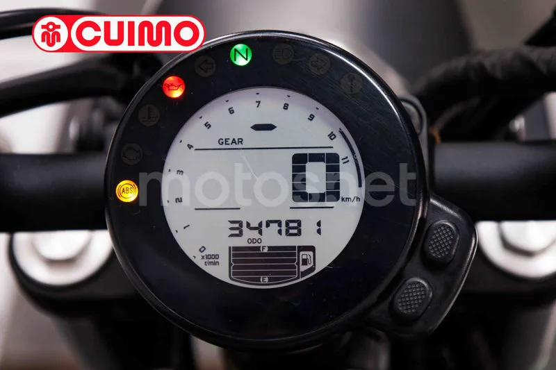 Yamaha XSR 700 – Vista 19