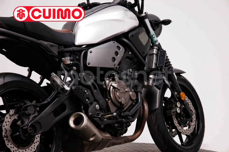 Yamaha XSR 700 – Vista 8
