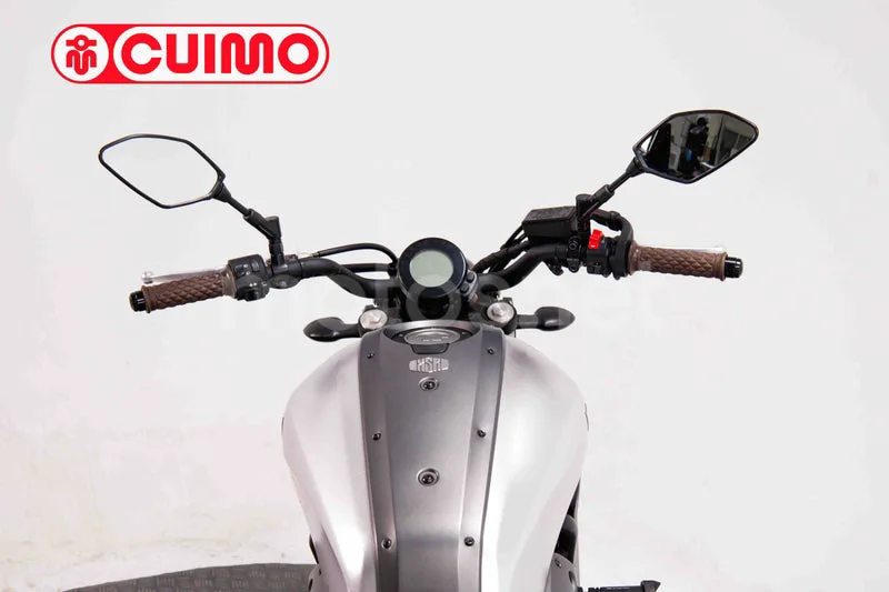 Yamaha XSR 700 – Vista 10
