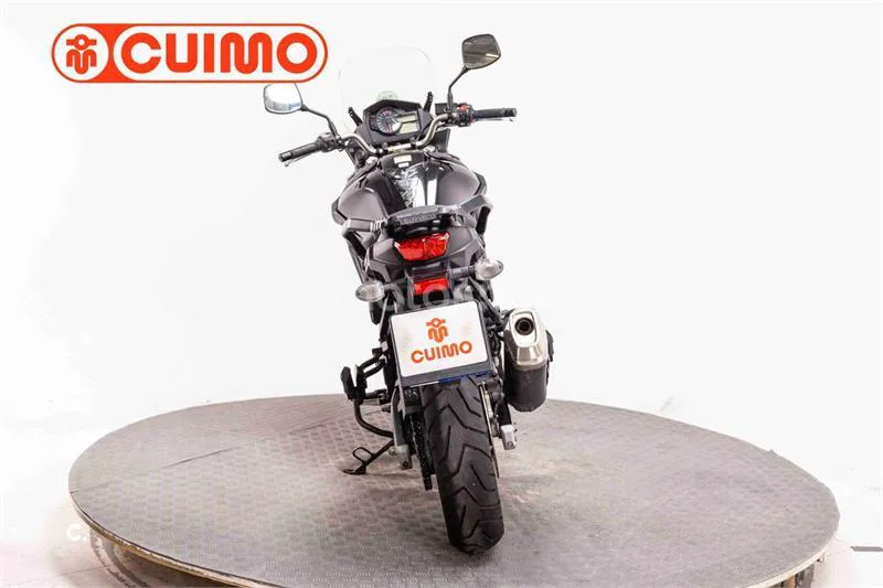 Suzuki V-Strom 650 – Vista 12