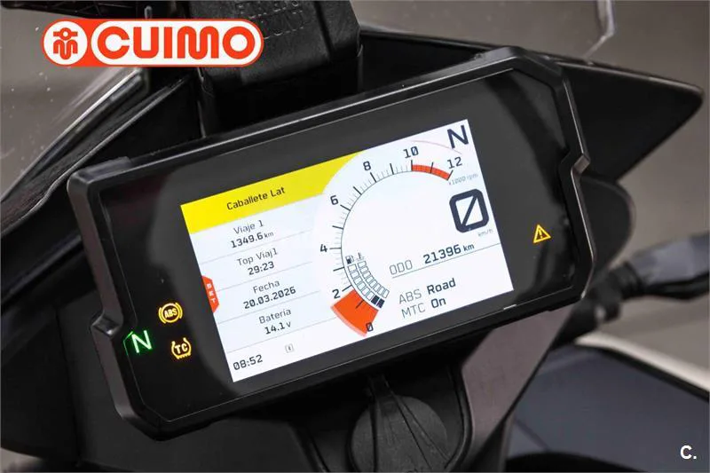 KTM 390 – Vista 25