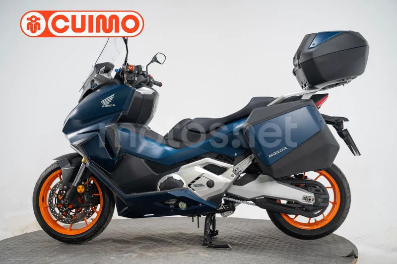 Honda Forza 750 – Vista 13