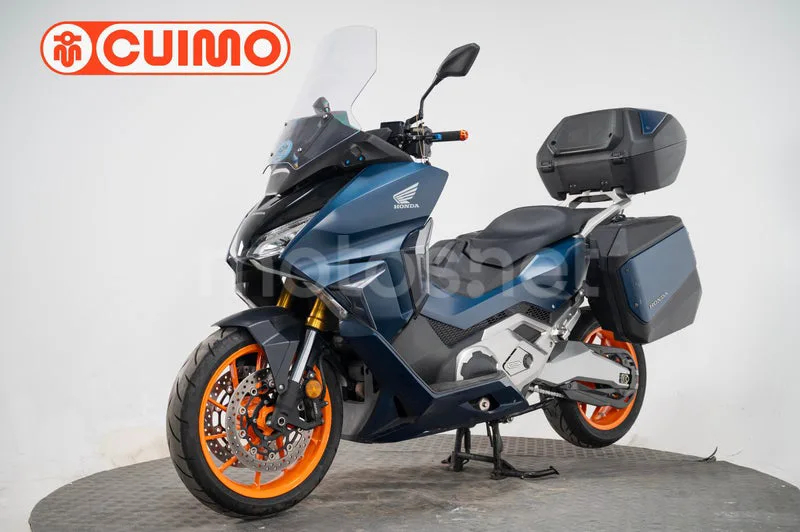 Honda Forza 750 – Vista 15