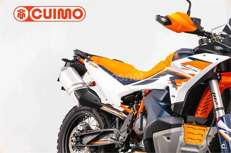KTM 890 – Vista 4