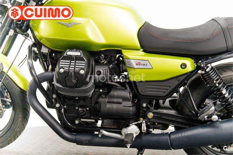 Moto Guzzi V7 – Vista 19