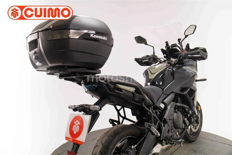 Kawasaki Versys – Vista 17