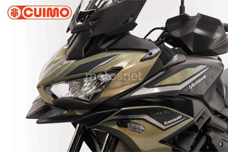 Kawasaki Versys – Vista 23