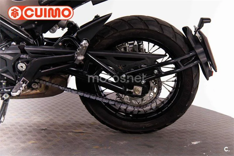Benelli Leoncino 500 – Vista 18