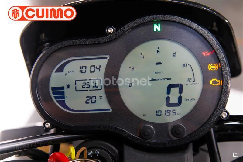 Benelli Leoncino 500 – Vista 24
