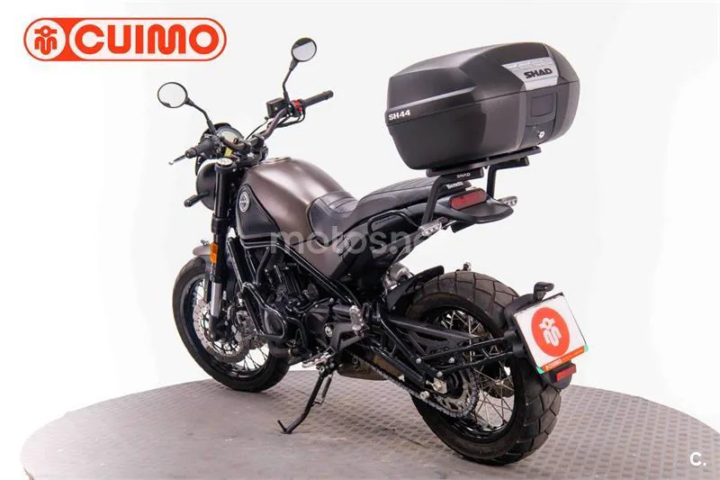 Benelli Leoncino 500 – Vista 6