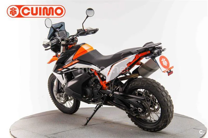 KTM 890 – Vista 6
