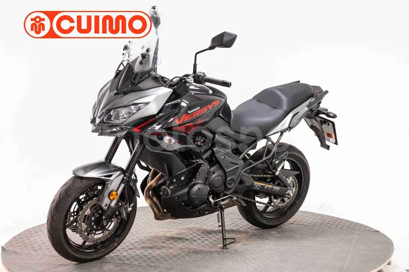 Kawasaki Versys – Vista 20