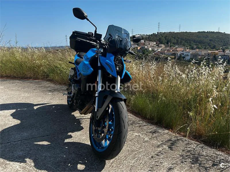 Suzuki GSX-8S – Vista 5