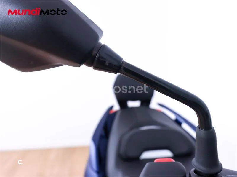 Yamaha XMAX 300 – Vista 16