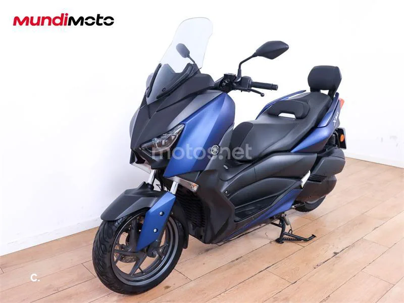 Yamaha XMAX 300 – Vista 7
