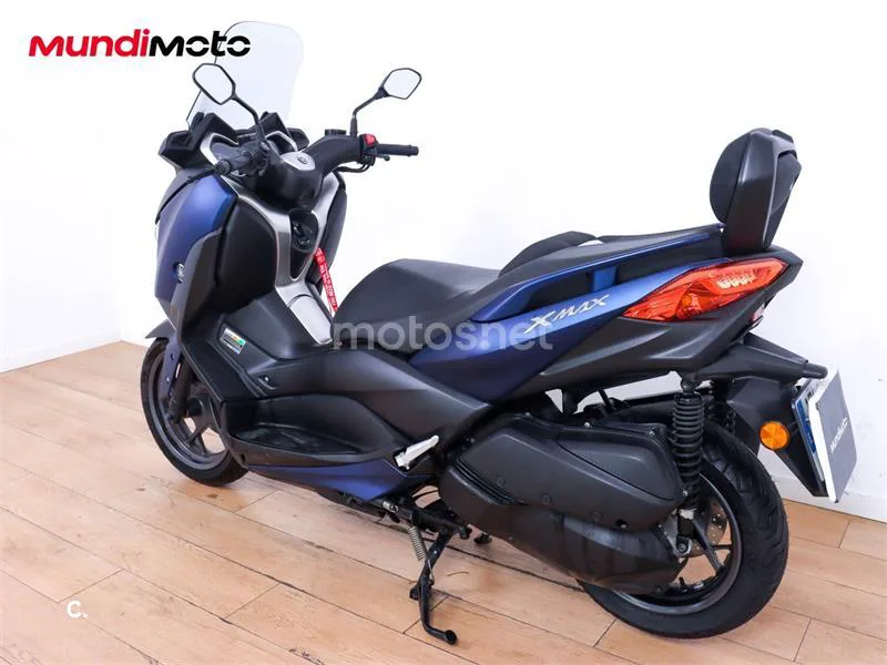 Yamaha XMAX 300 – Vista 8
