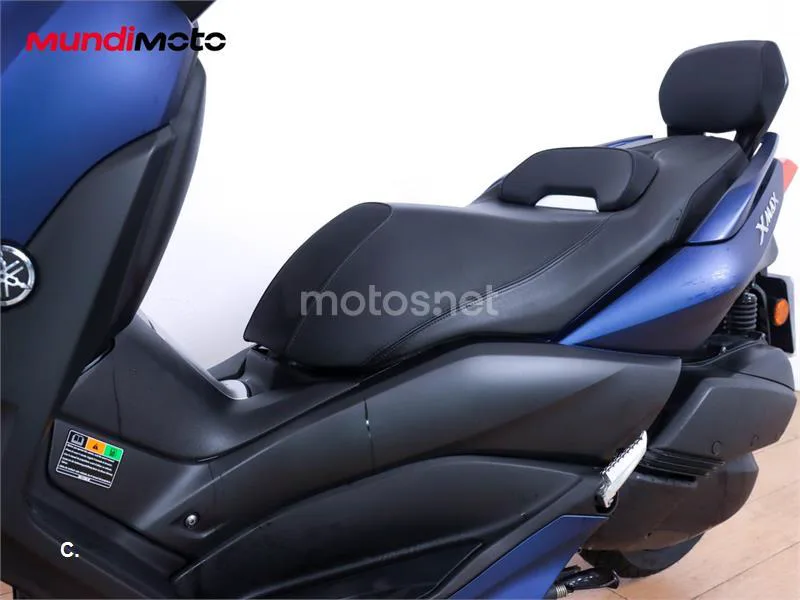 Yamaha XMAX 300 – Vista 10