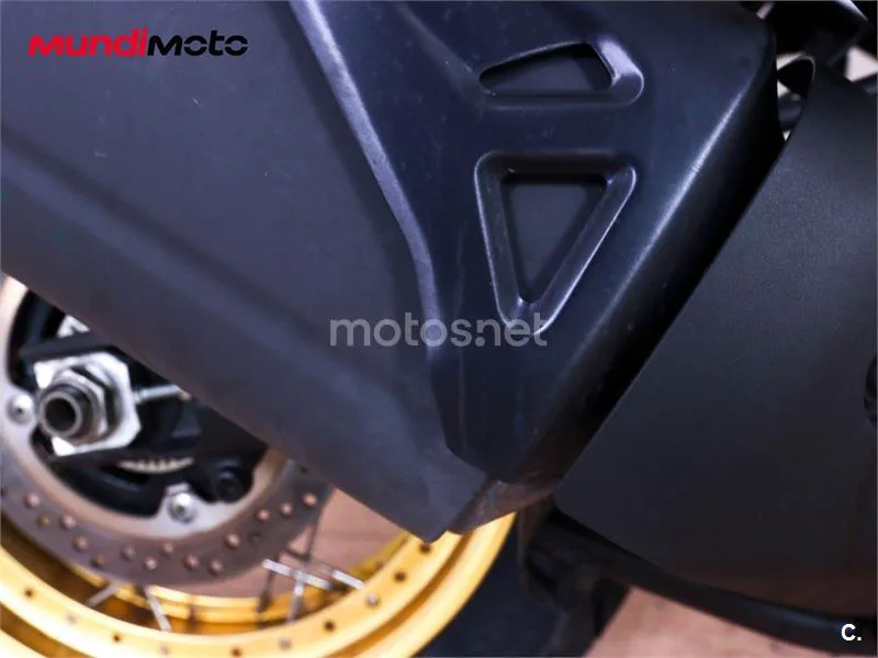 Suzuki V-Strom 1050 – Vista 20