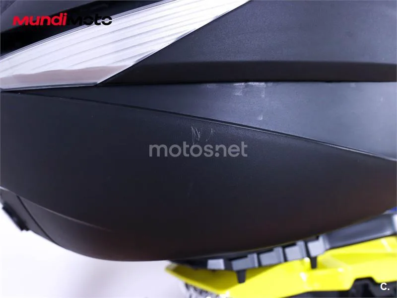 Suzuki V-Strom 1050 – Vista 21