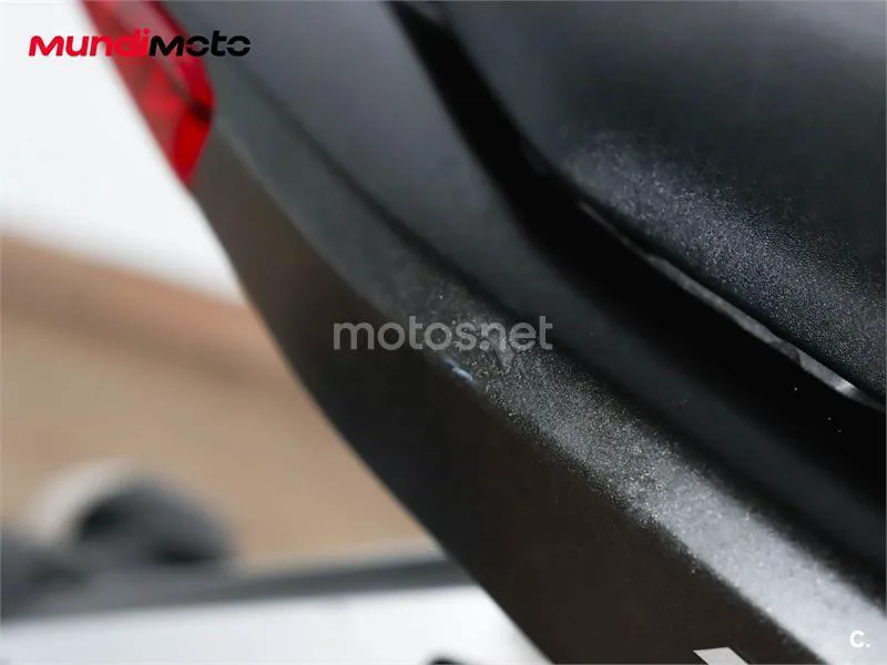 Yamaha MT-07 – Vista 13