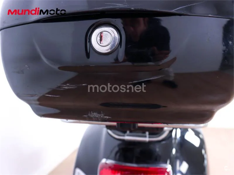 Vespa GTS 300 – Vista 16