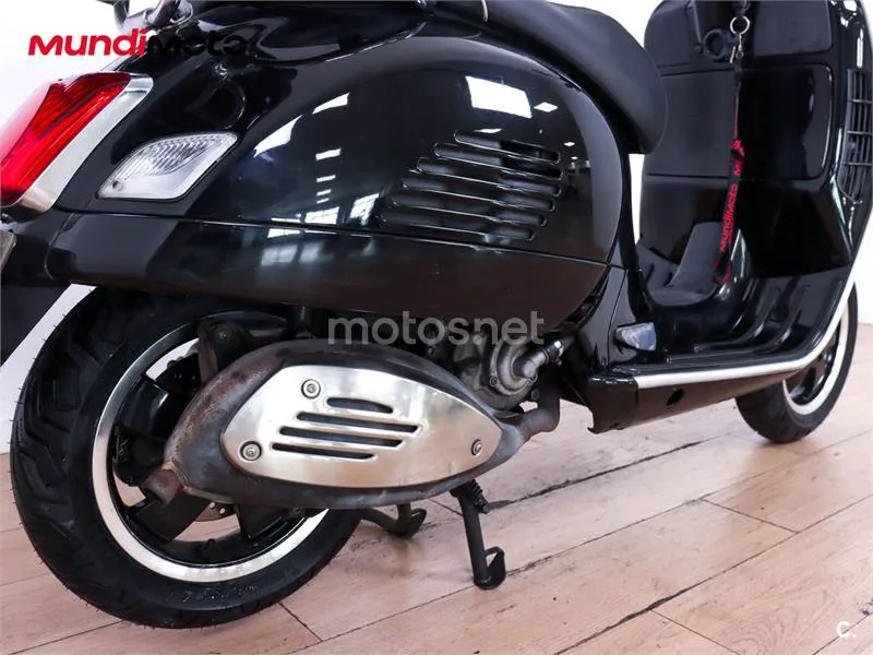 Vespa GTS 300 – Vista 4