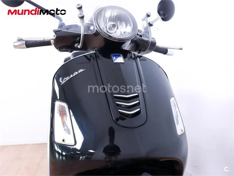 Vespa GTS 300 – Vista 5