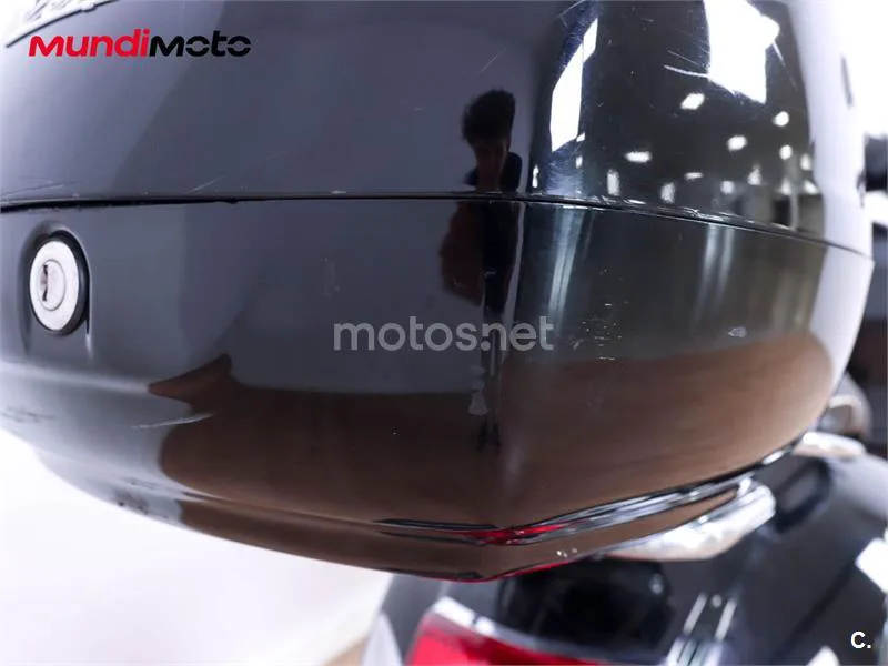 Vespa GTS 300 – Vista 46