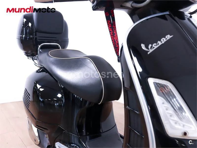 Vespa GTS 300 – Vista 47
