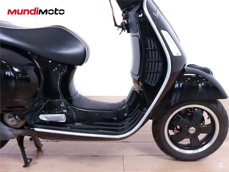 Vespa GTS 300 – Vista 48