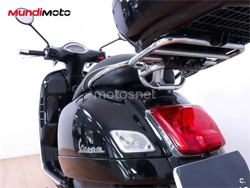 Vespa GTS 300 – Vista 9