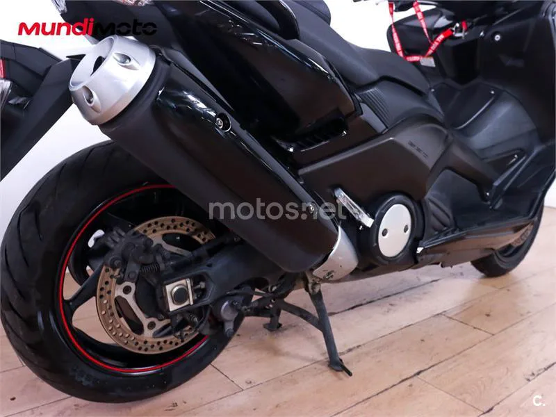 Yamaha TMAX 530 – Vista 4