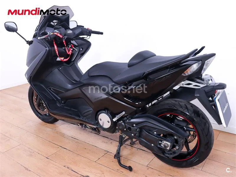 Yamaha TMAX 530 – Vista 8