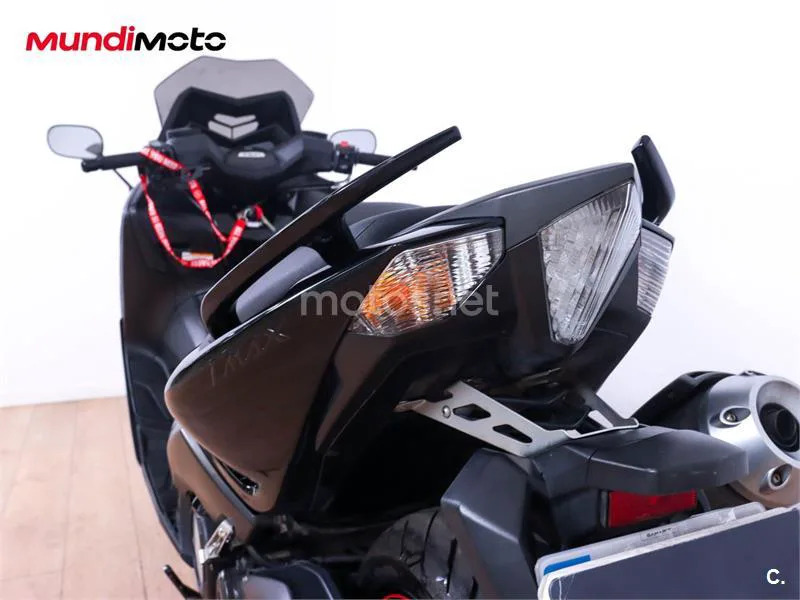 Yamaha TMAX 530 – Vista 9