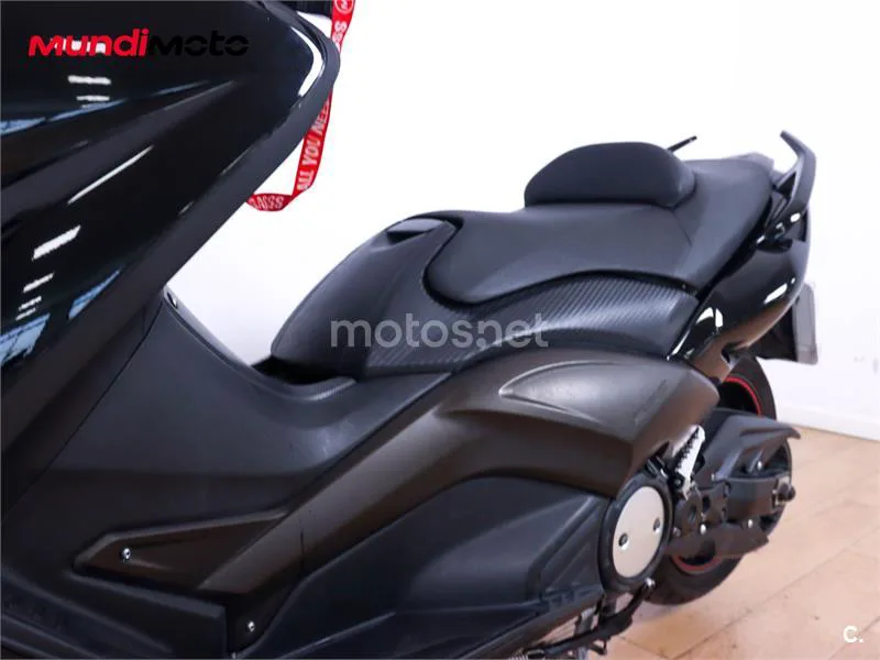 Yamaha TMAX 530 – Vista 10