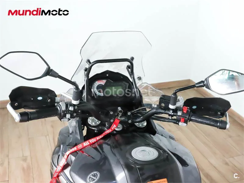 Benelli TRK 502 – Vista 11
