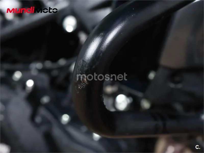 Benelli TRK 502 – Vista 16