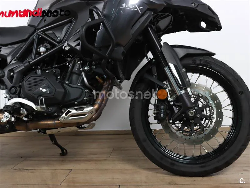 Benelli TRK 502 – Vista 18