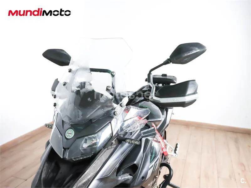 Benelli TRK 502 – Vista 10