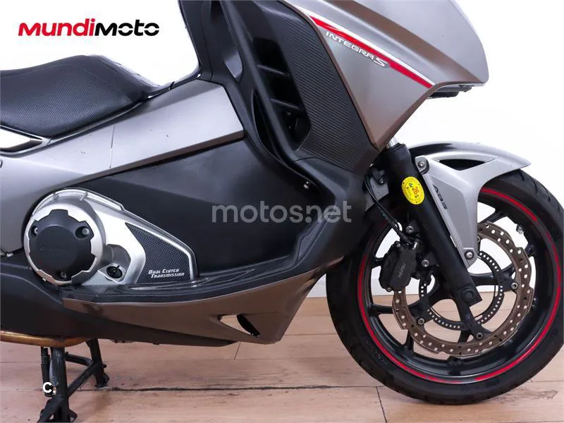 Honda Integra – Vista 16