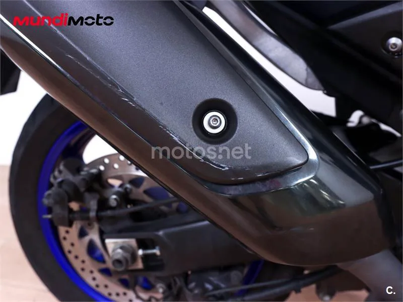 Yamaha TMAX – Vista 17