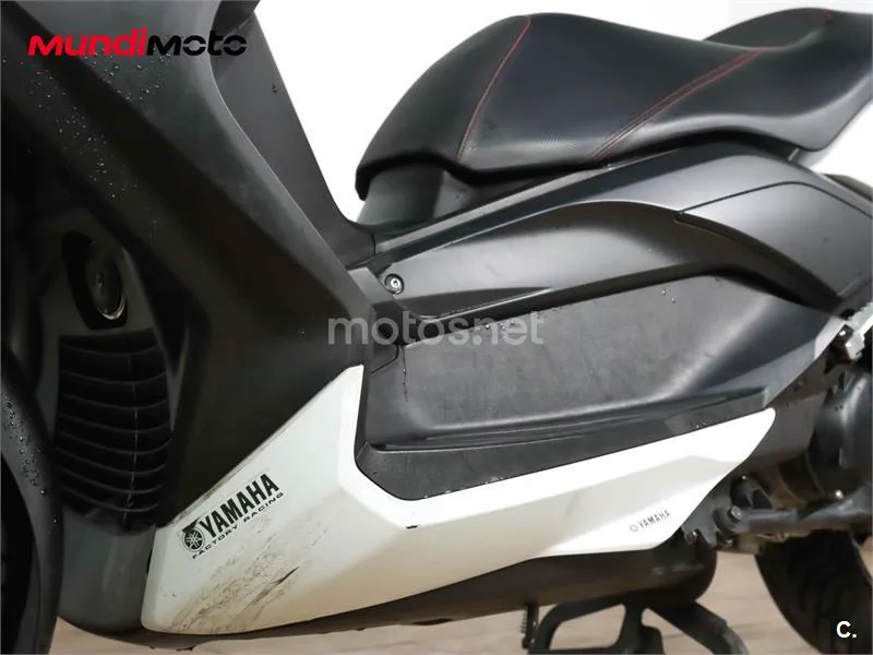 Yamaha XMAX 250 – Vista 10