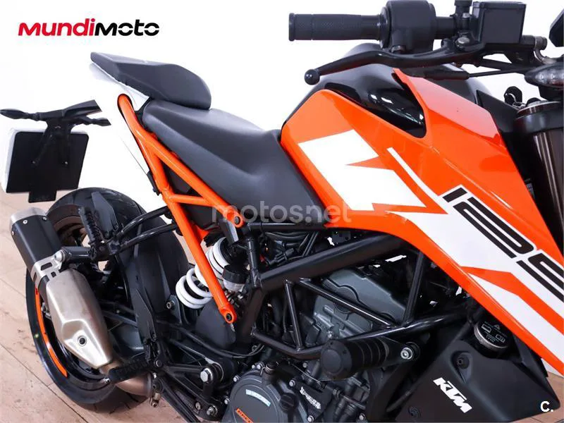 KTM 125 – Vista 18