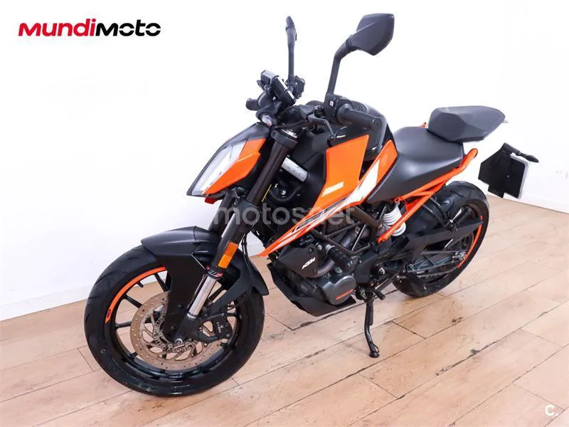 KTM 125 – Vista 7